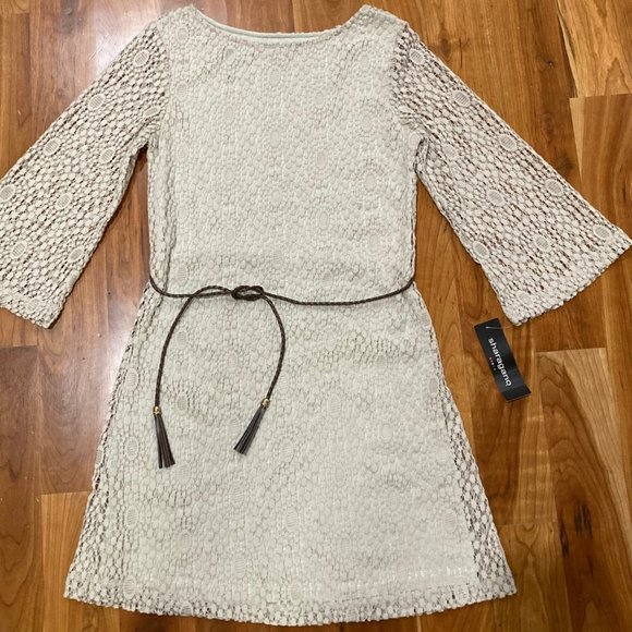 Sharagano Dresses & Skirts - Sharagano NWT Soft Stretch Lace Lined Dress with Belt Size 4